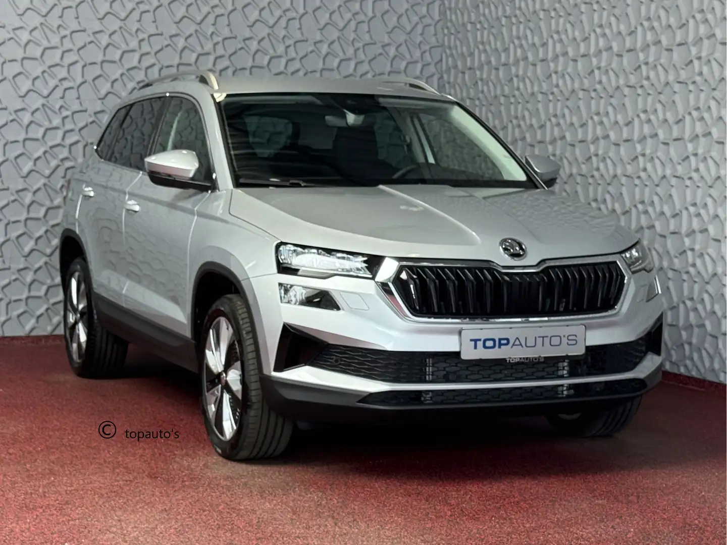 Skoda Karoq 1.5 TSI 150PKLED VIR.COCKPIT CARPLAY NAVI CAMERA E Grijs - 1