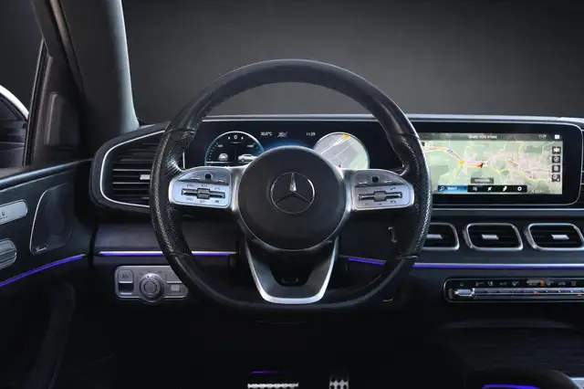 Mercedes-Benz GLE view 12