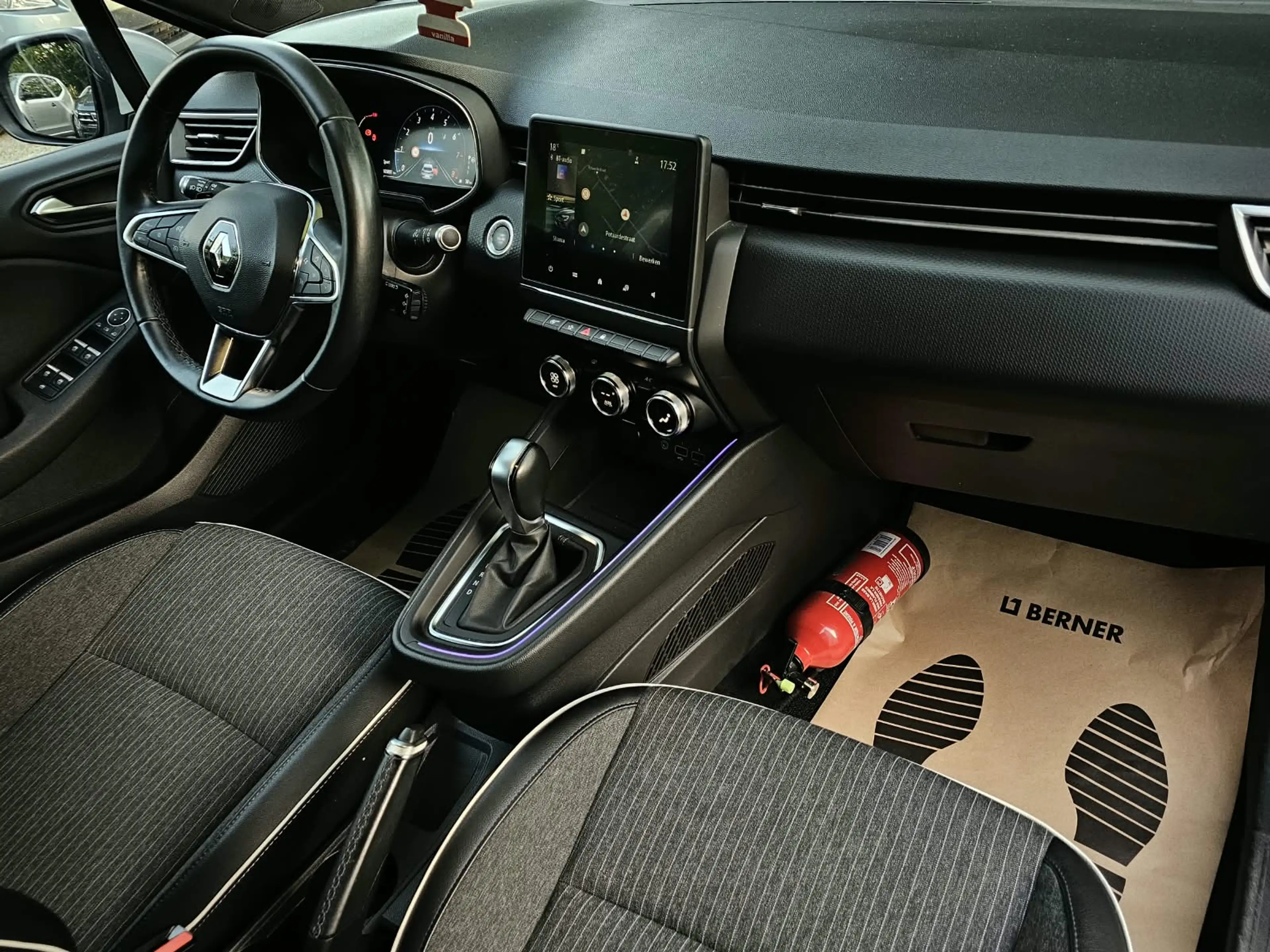 Renault Clio 1.33 TCe * AUTOMAT.* 1 MAIN * VIRT. COCKPIT+LED+CARPLAY+...* — photo 10