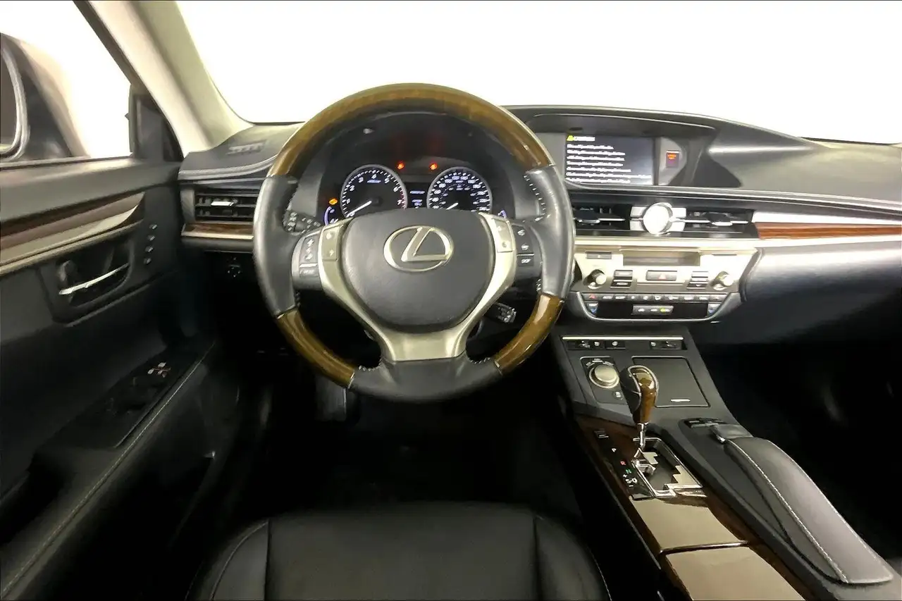 Lexus ES fotografie Lexus ES