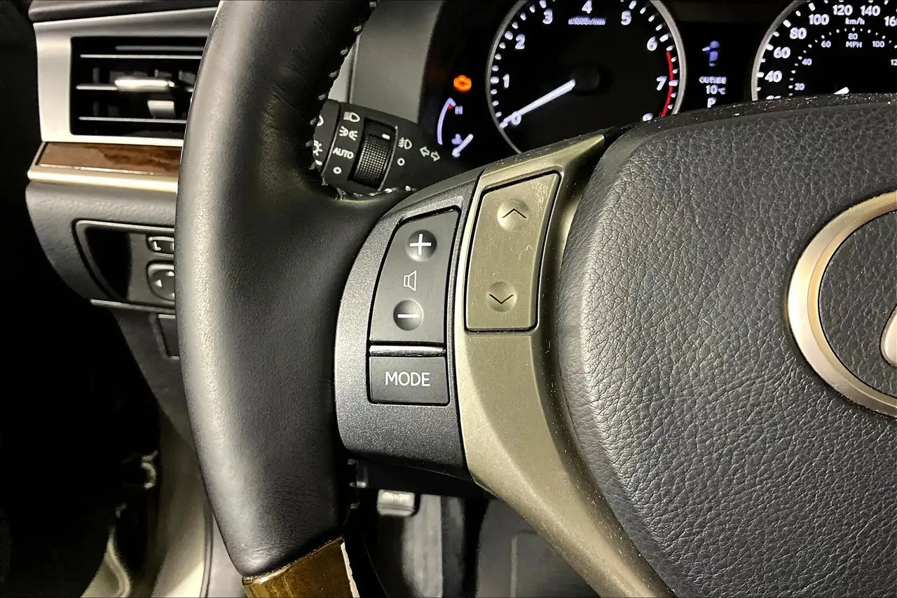 Lexus ES fotografie Lexus ES