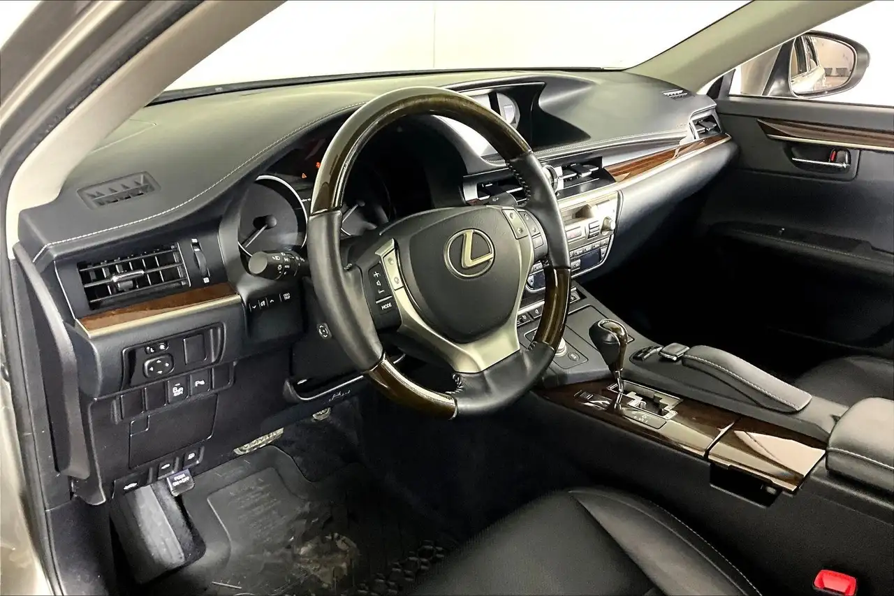 Lexus ES fotografie Lexus ES