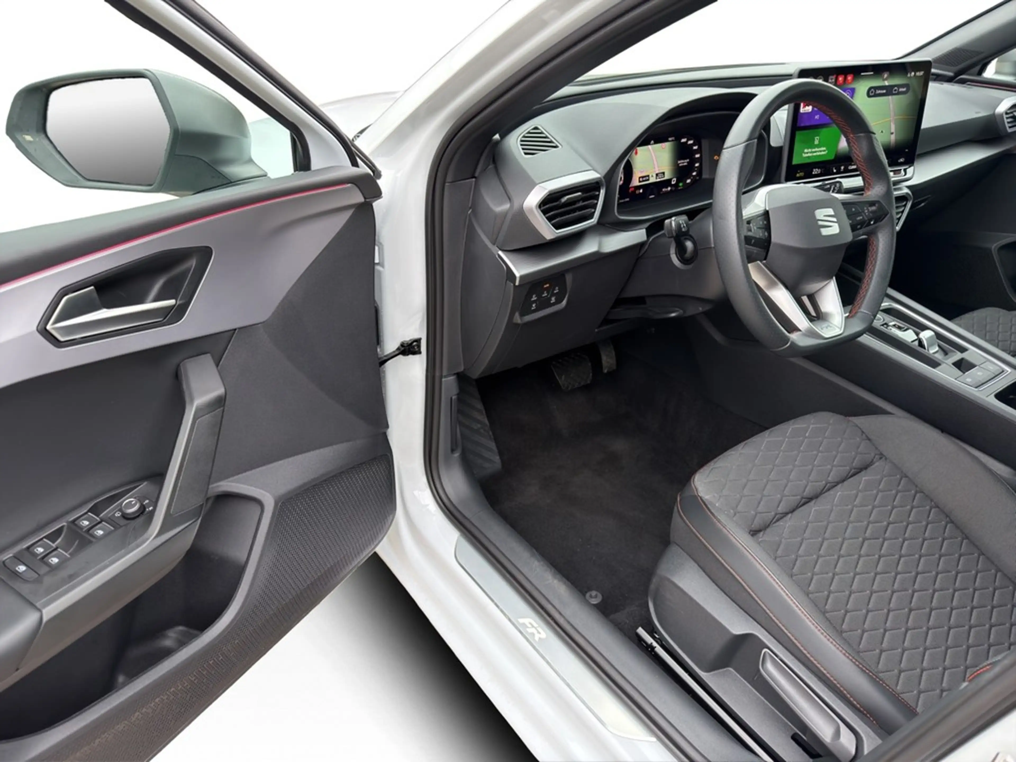 SEAT Leon Sportstourer 1.5 eTSI DSG FR LED*VIRTUAL*NAV*AC... — photo 13
