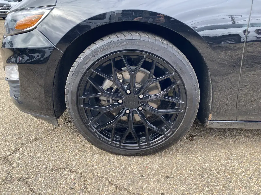 2020 Chevrolet Malibu LT | Powered MoonRoof | Rear Cam | Push Start — photo 3