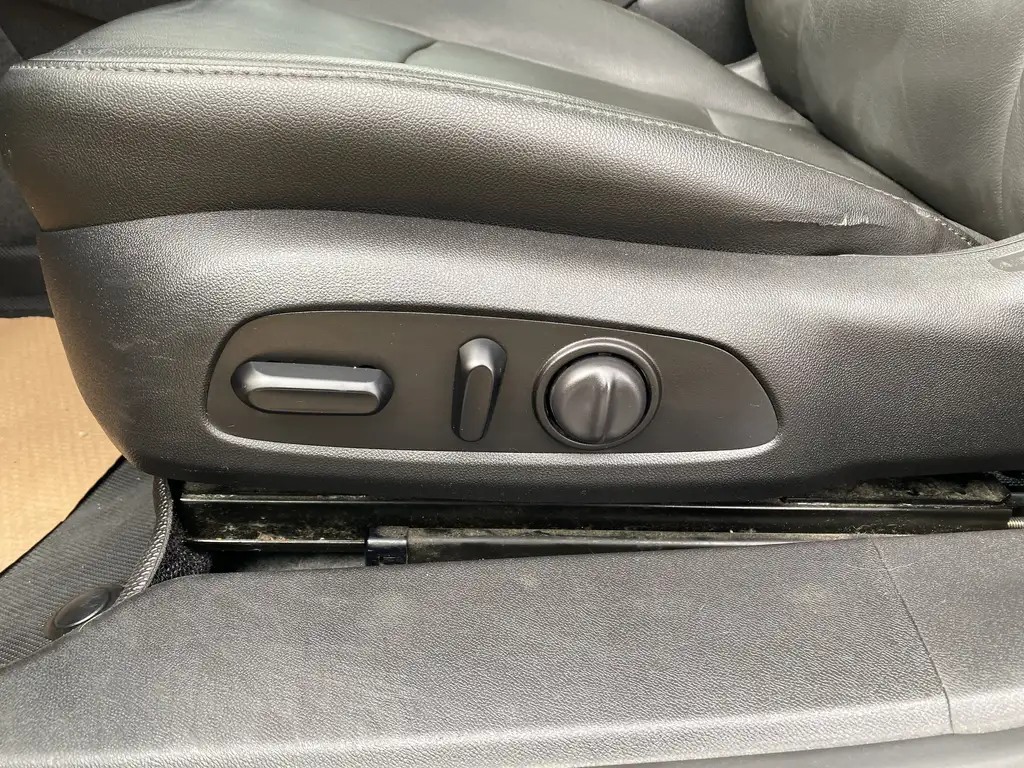 2020 Chevrolet Malibu LT | Powered MoonRoof | Rear Cam | Push Start — photo 8