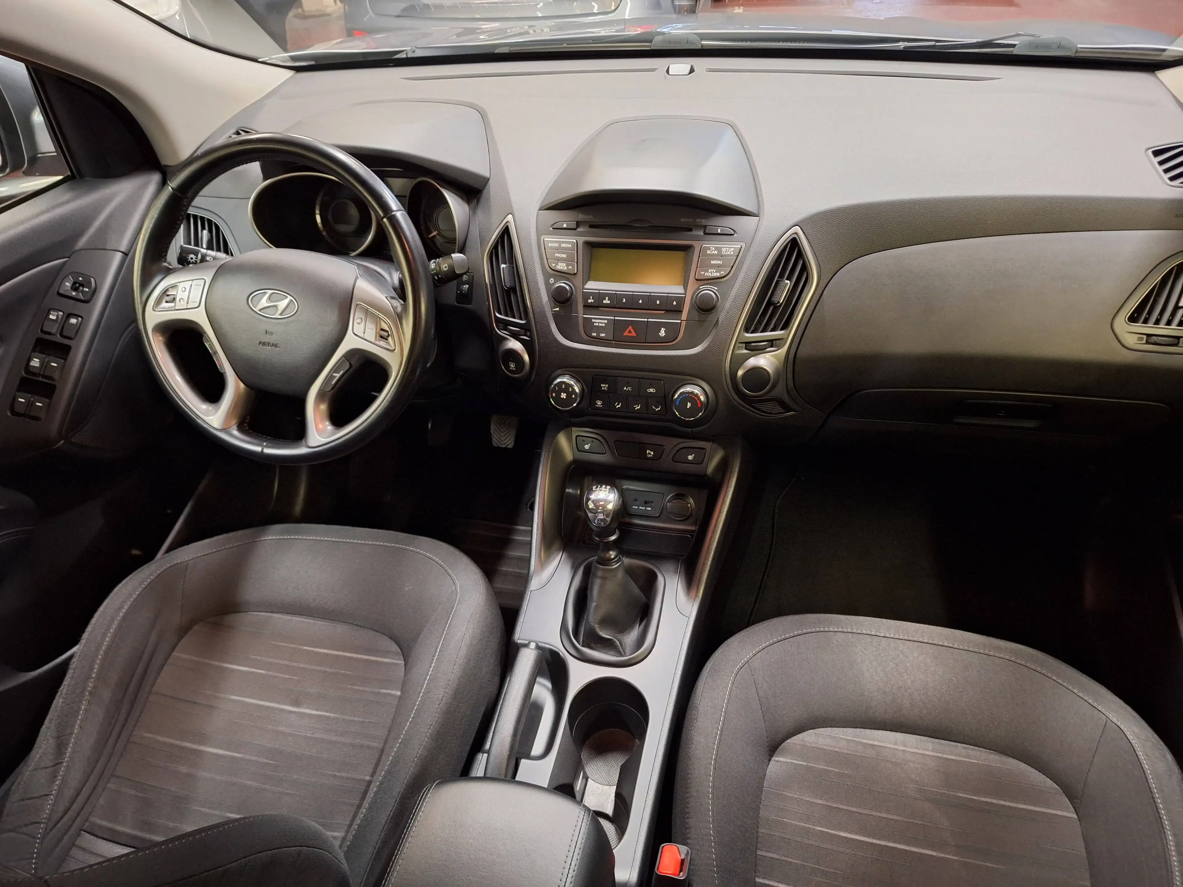 Hyundai iX35 iX35 1.6i 2WD Move — photo 10