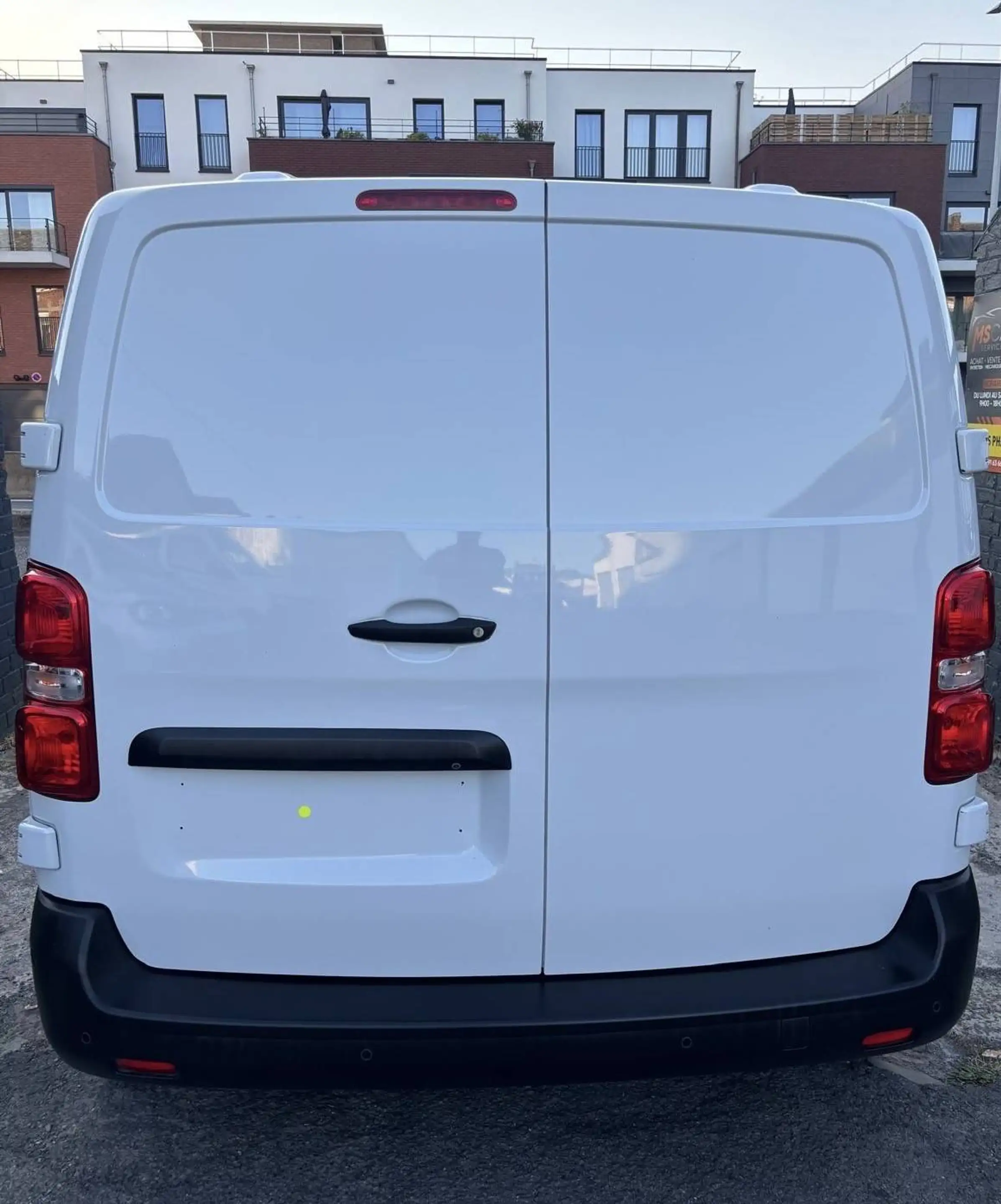Peugeot Expert Expert 2.0 BlueHDi L2 Standard S/S (EU6.4) — photo 4