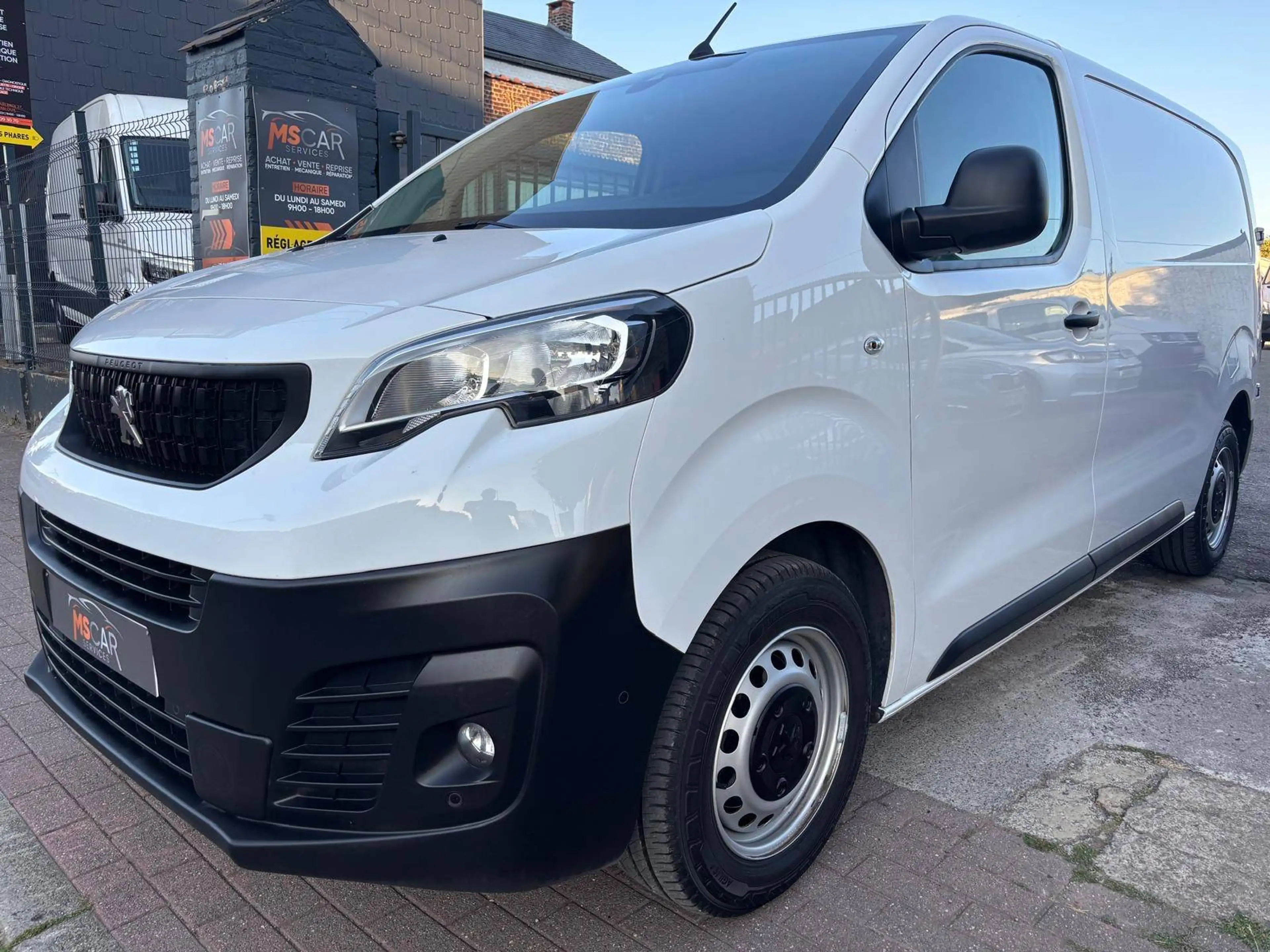 Peugeot Expert Expert 2.0 BlueHDi L2 Standard S/S (EU6.4)