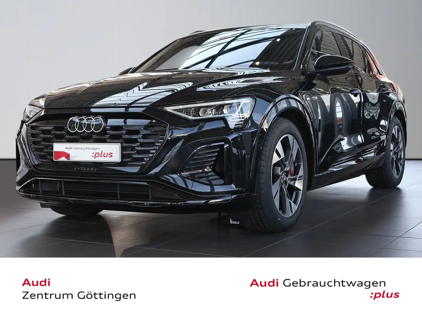 Audi Q8 e-tron S line 55 quattro +MATRIX LED+HEAD UP Schwarz - 1