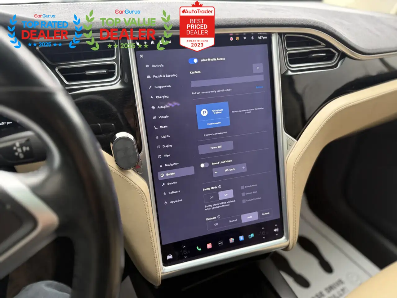 Tesla Model X photo Tesla Model X