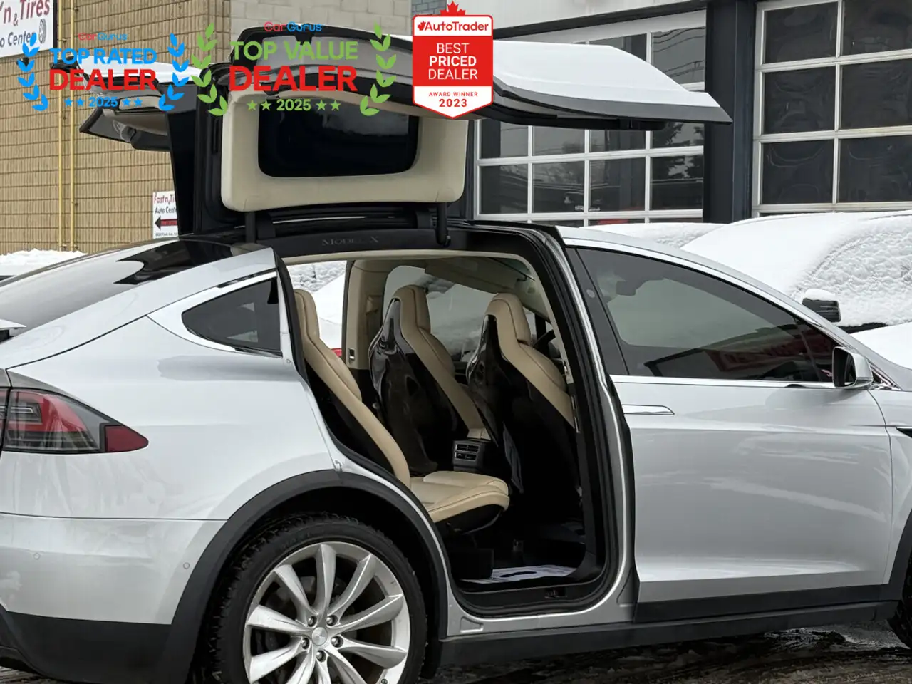 Tesla Model X photo Tesla Model X