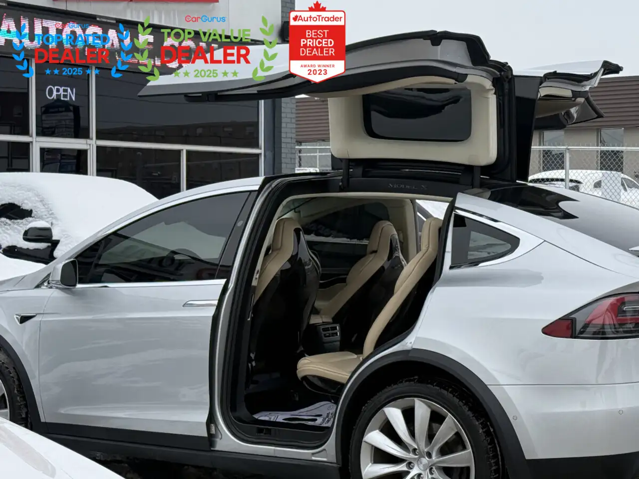 Tesla Model X photo Tesla Model X