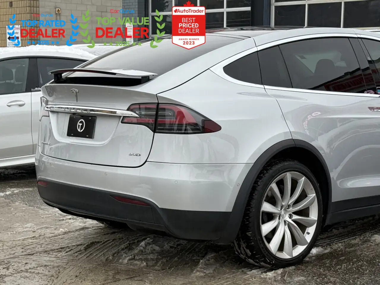 Tesla Model X photo Tesla Model X