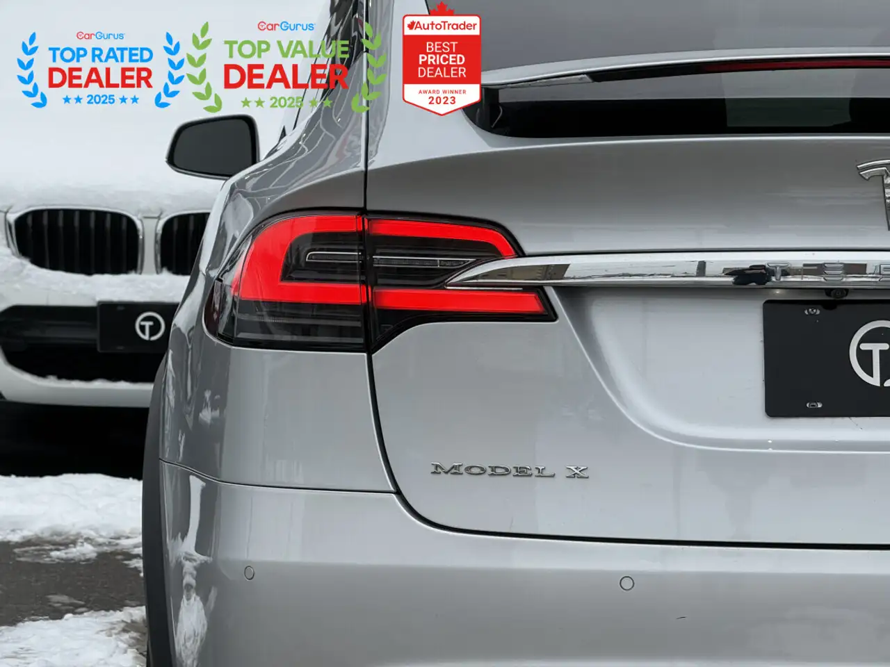 Tesla Model X photo Tesla Model X