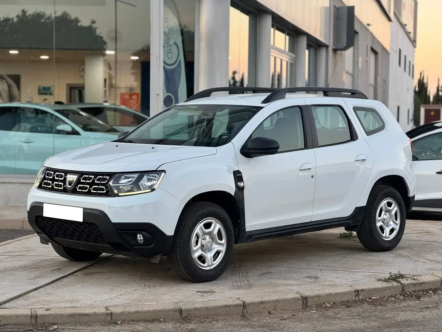 Dacia Duster 1.5 Blue dCi Comfort 4x4 85kW Wit - 2