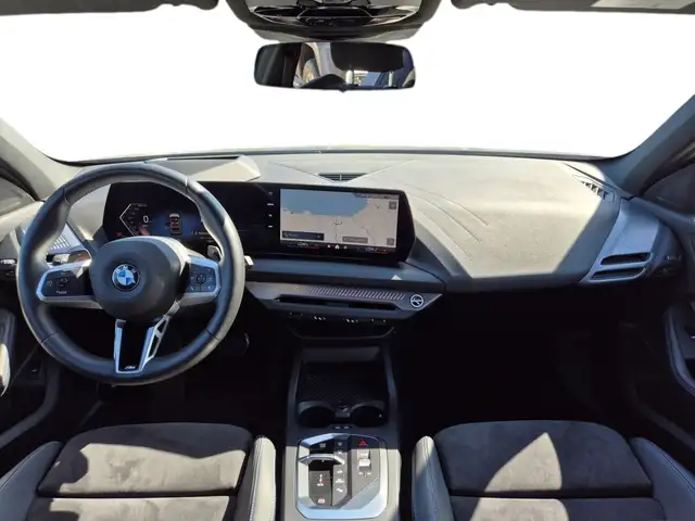 BMW 1 Series view 8