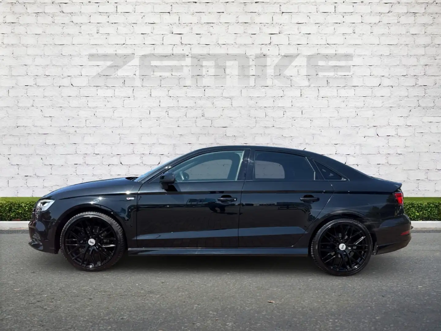 Audi A3 Limousine 40 TDI quattro sport S line Sportpaket L Black - 2