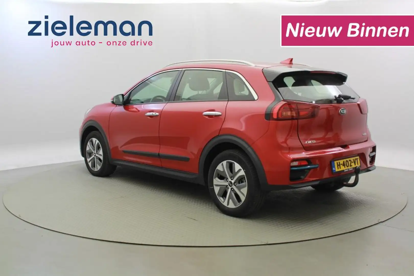 Kia Niro Fase 3 DynamicLine 64 kWh - Carplay, Camera, Stoel Rood - 2