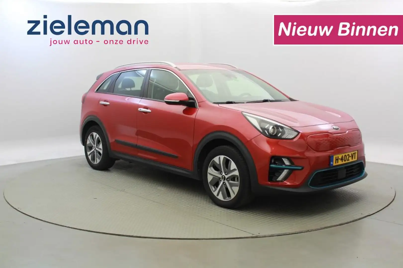 Kia Niro Fase 3 DynamicLine 64 kWh - Carplay, Camera, Stoel Rood - 1