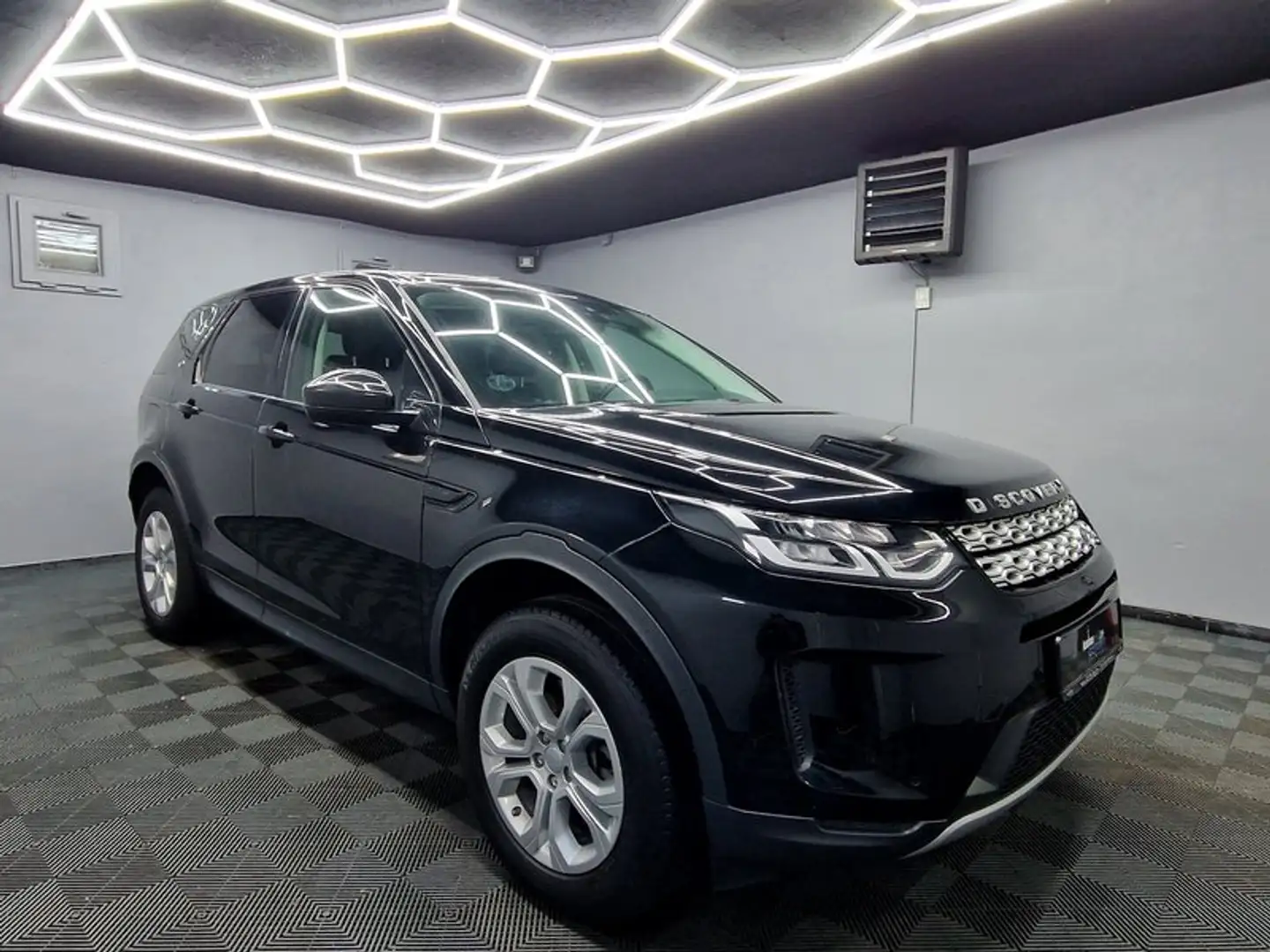 Land Rover Discovery Sport S AWD|AUTOM|VOLLEDER|NAVI|LED|CAM Black - 2