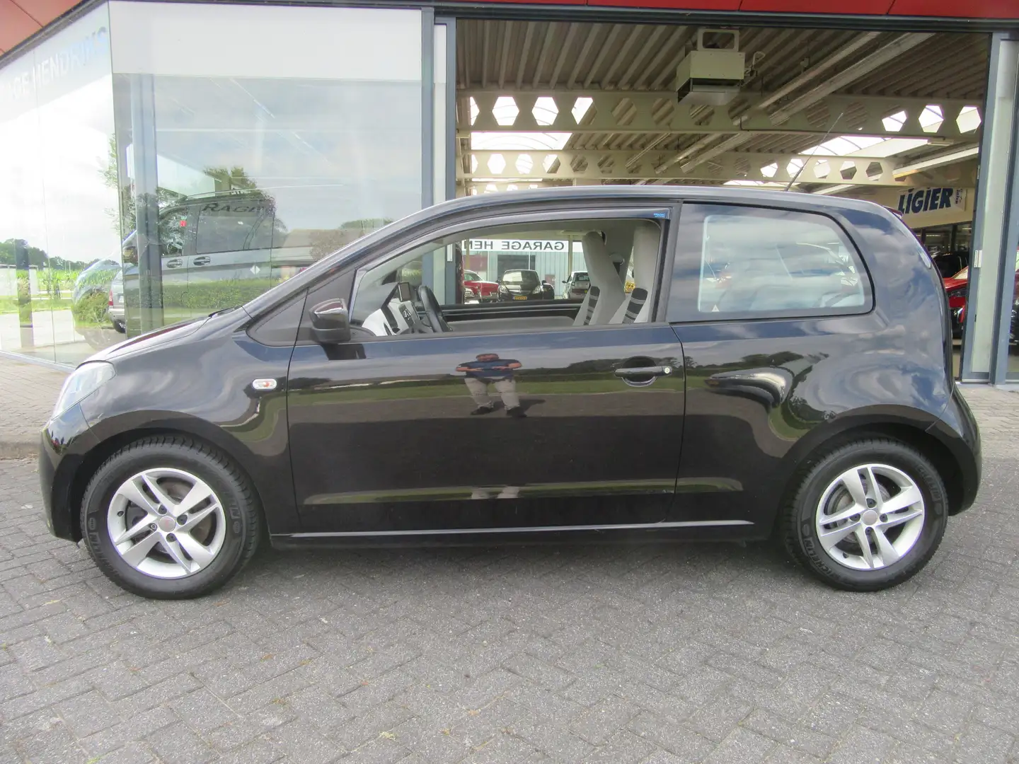 SEAT Mii 1.0 Style Chic (occasion) Noir - 2