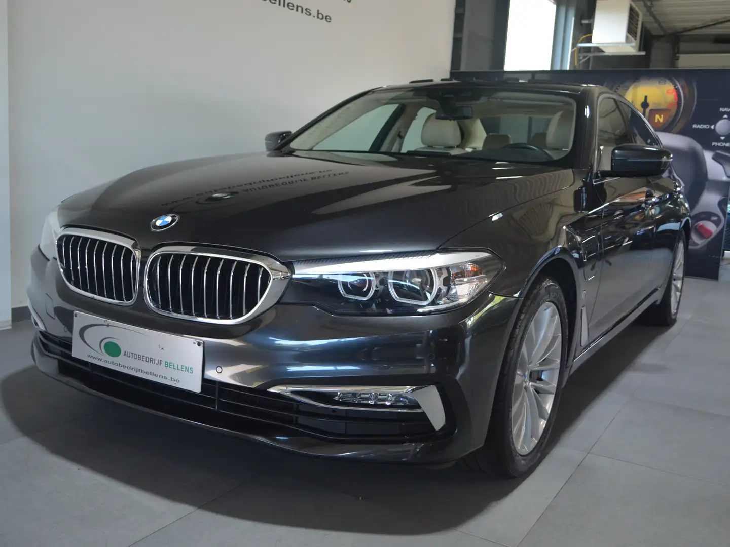 BMW 530 I e PLUG-IN HYBR. / LED / SCHUIFDAK / 19600 + BTW Beige - 2