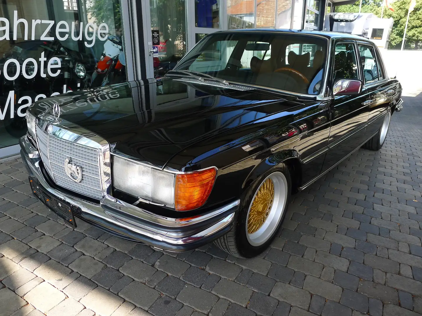Mercedes-Benz 450 SEL 6,9 Zwart - 2