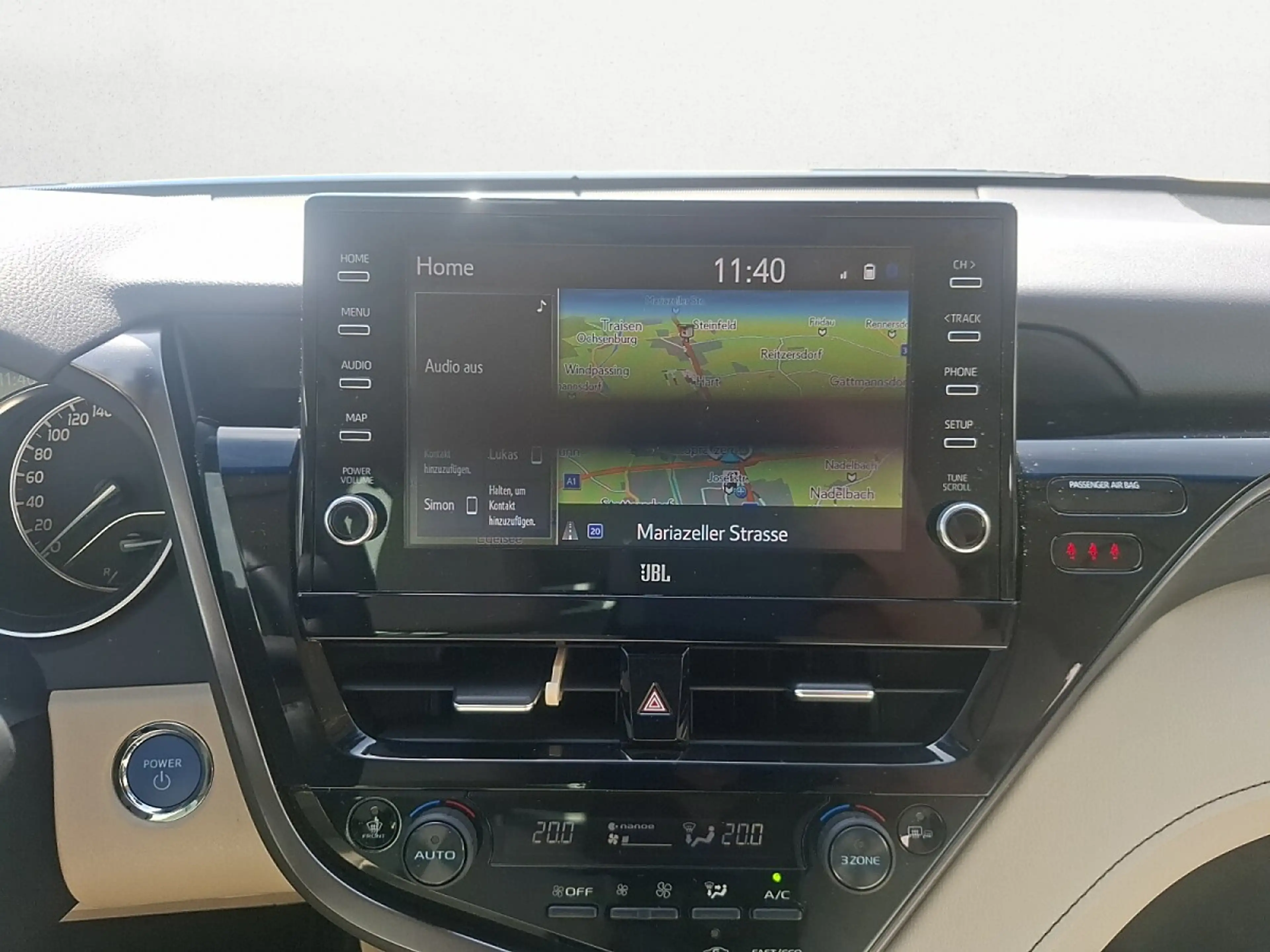 Toyota Camry 2,5 Hybrid 218PS VIP | Vermittlungsverkauf — photo 14