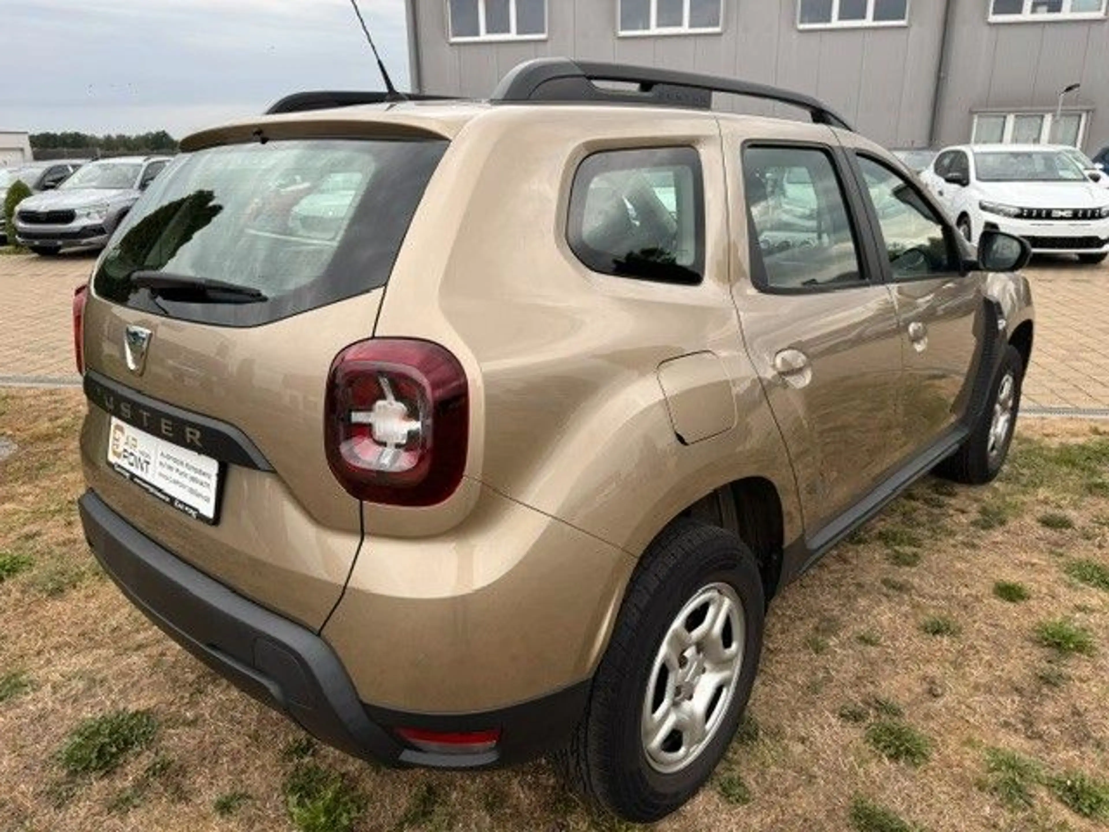Dacia Duster II 1.4 "Comfort" HS SHZ Klima Garantie — photo 5