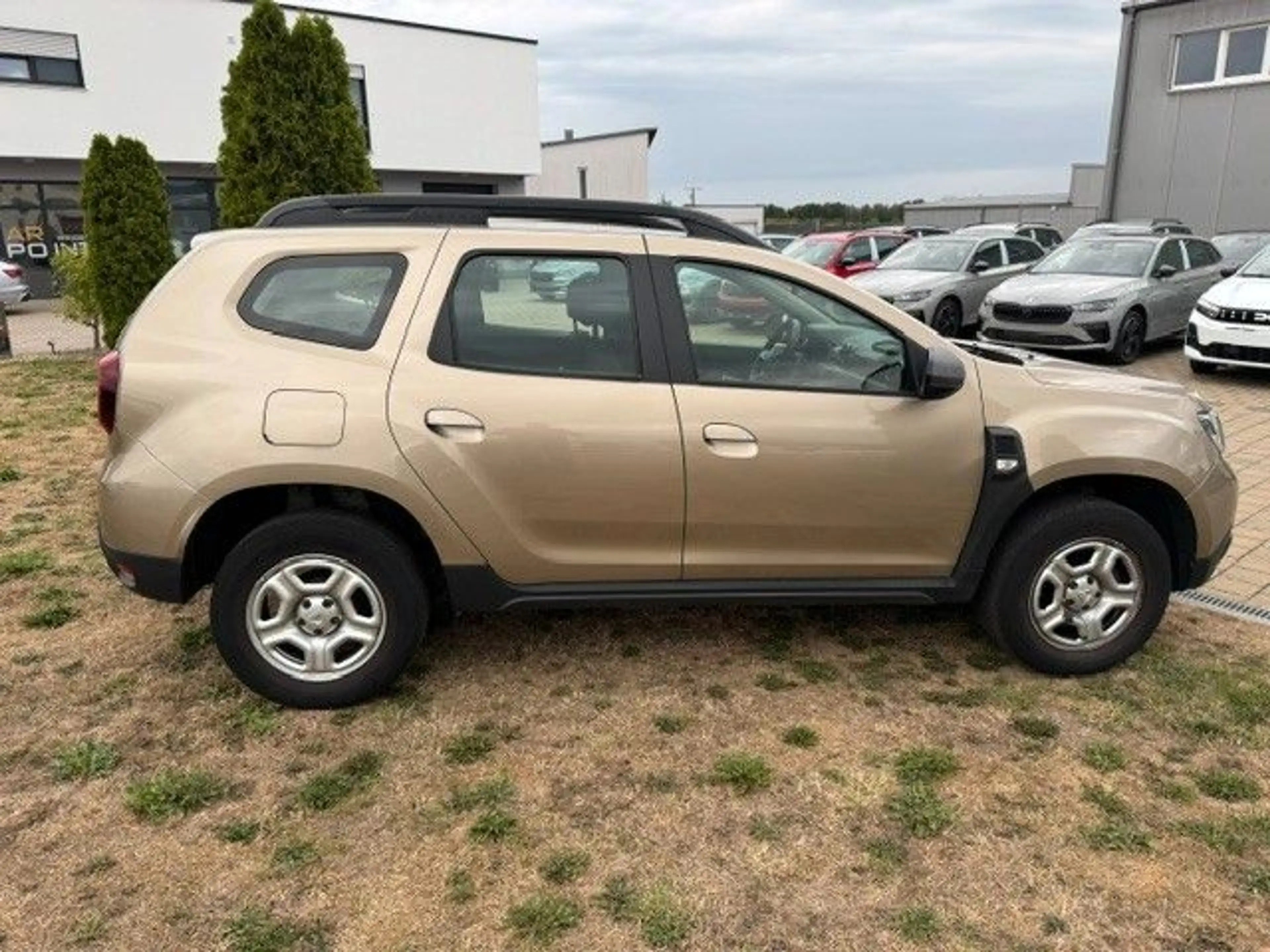 Dacia Duster II 1.4 "Comfort" HS SHZ Klima Garantie — photo 6