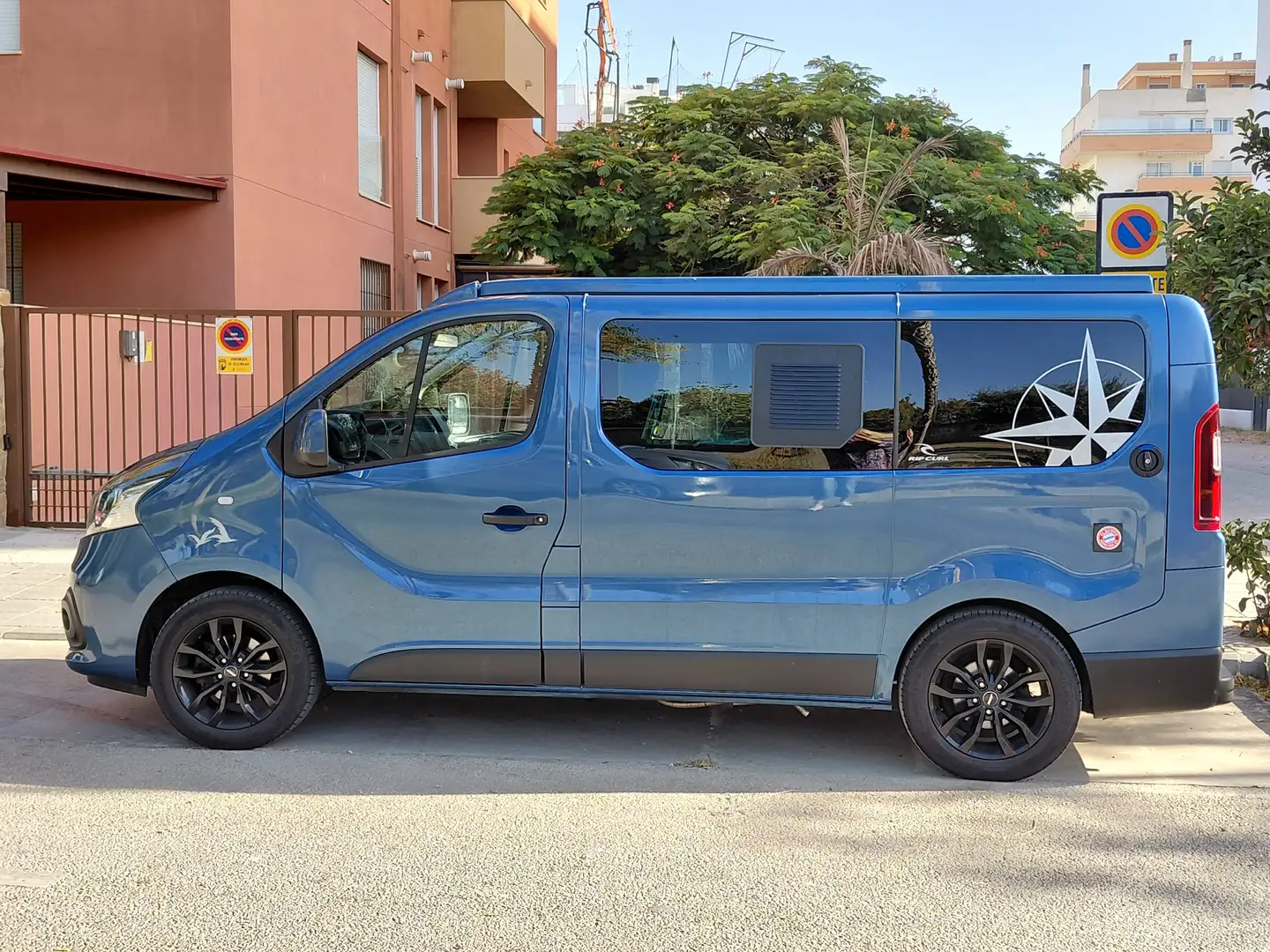 Nissan NV300 Michelangelo  Westfalia Ausbau Blau - 2