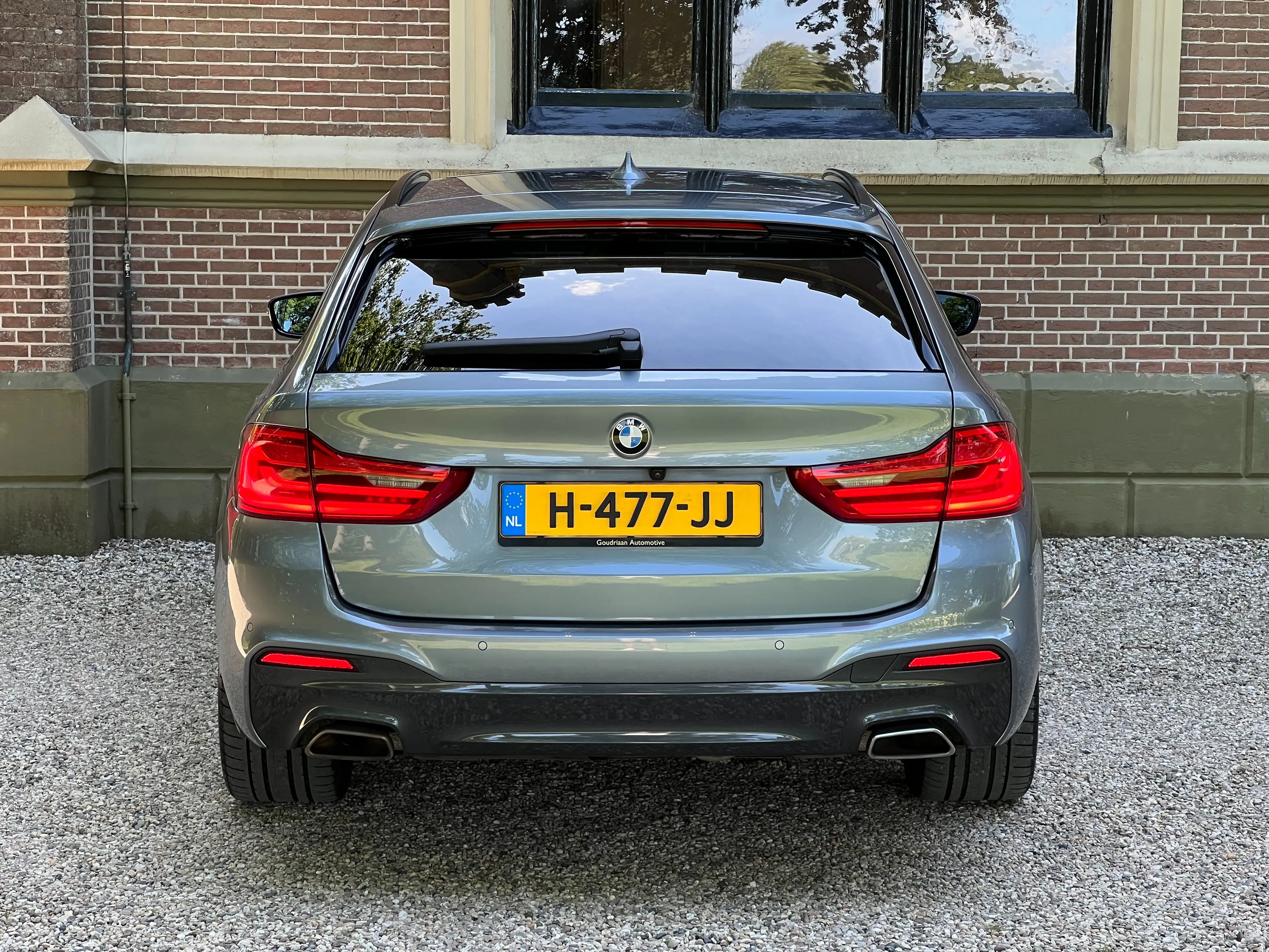 BMW 540 i Touring xDrive M-Sport | ACC | Pano | Trekhaak — photo 7