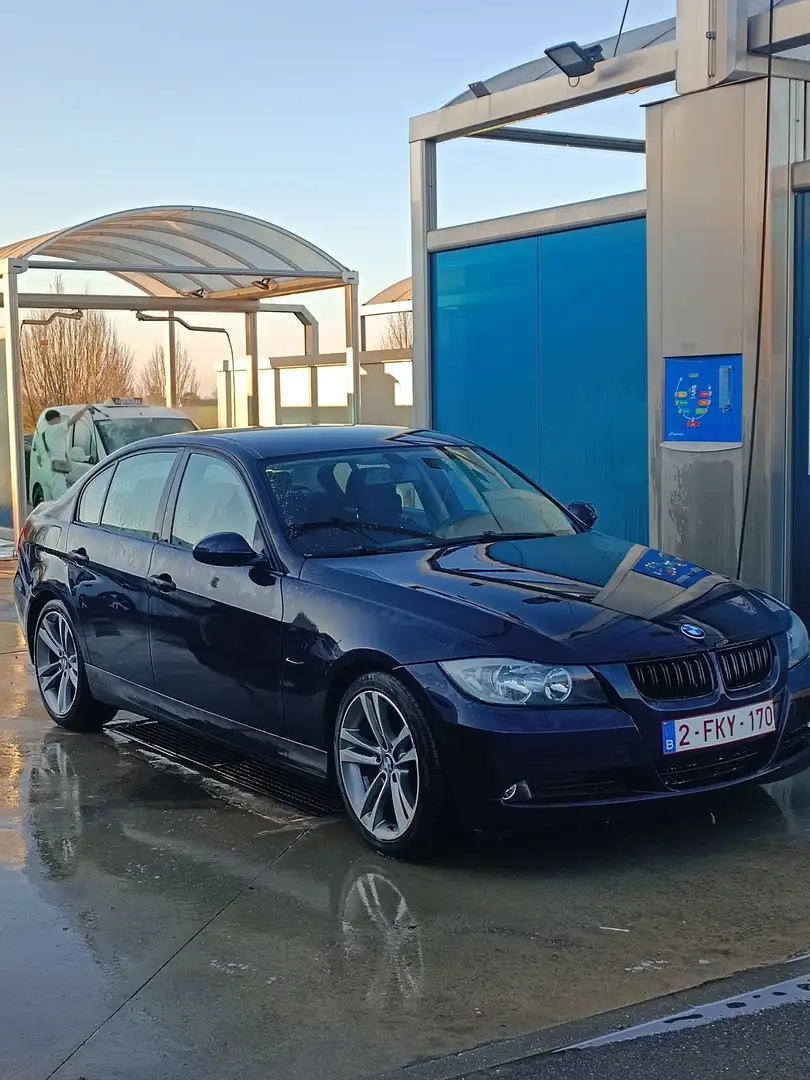 BMW 318 série 3 318d E90 85 000 km - 1