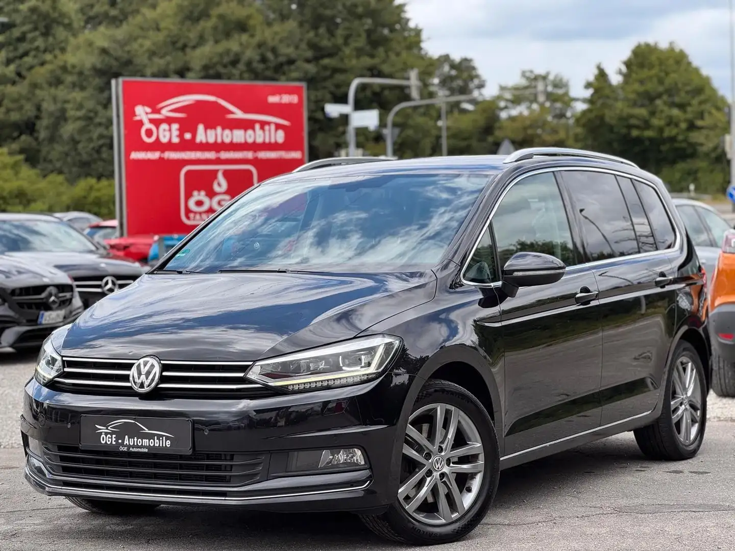 Volkswagen Touran 2.0 TDI Highline 7-Sitze/DSG/ACC/LED/AHK Noir - 1