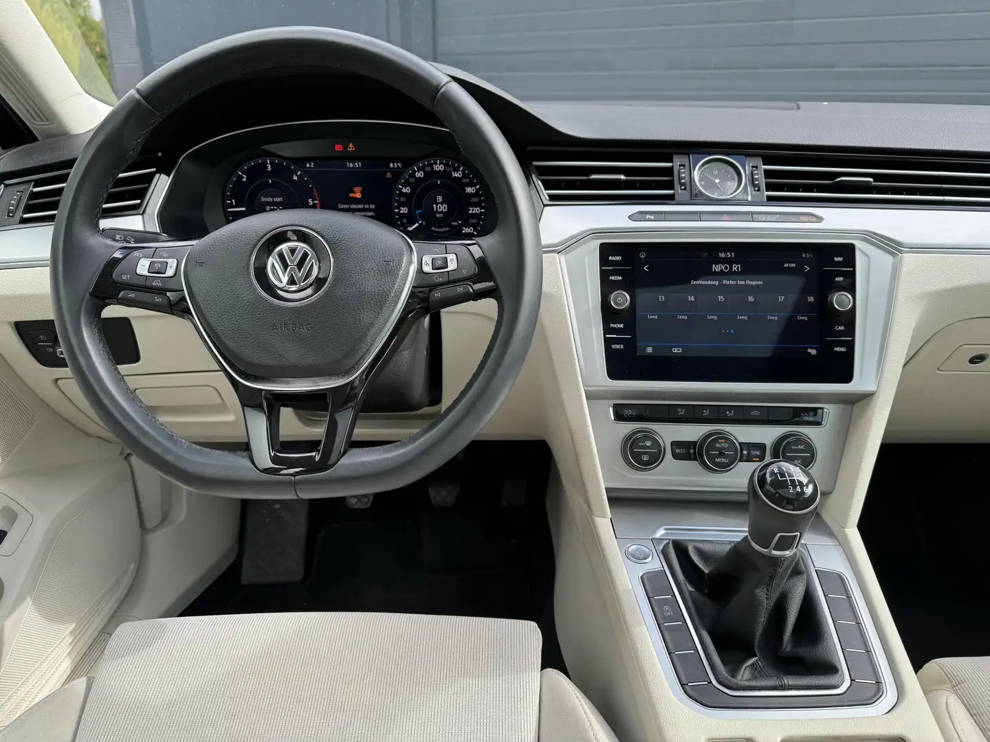 Volkswagen Passat Variant 1.6 TDI Comfortline 1e Eigenaar,Navi,Clima,Cruise, Černá - 2