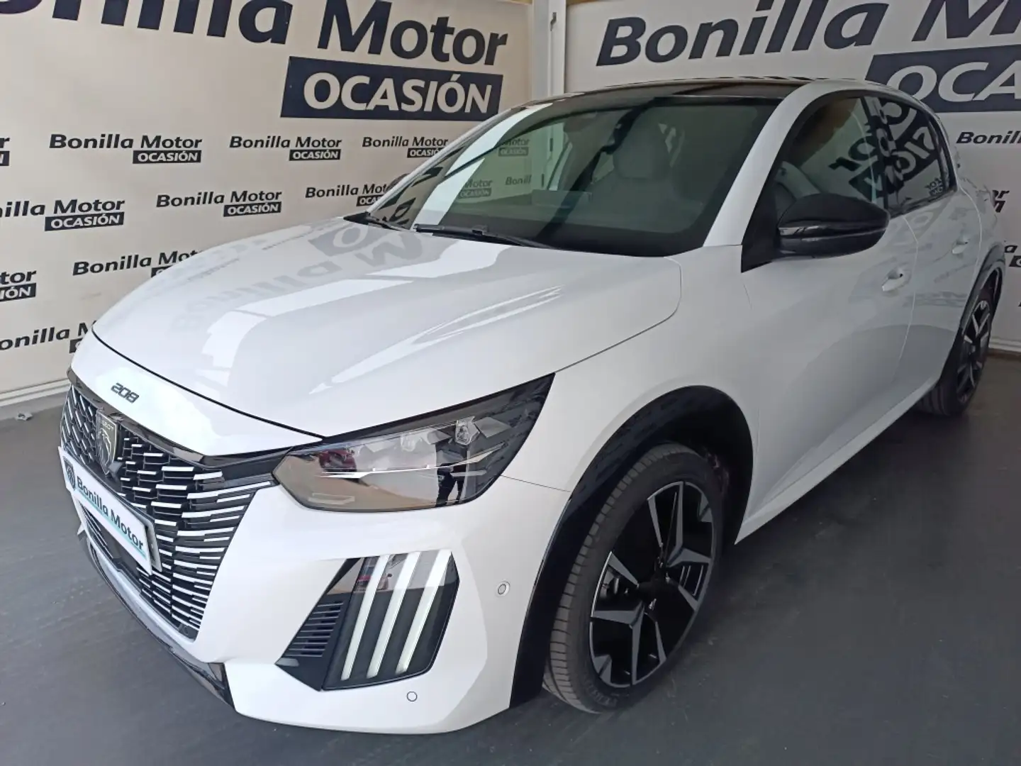 Peugeot 208 1.2 MHEV 145 E-DCS6 AUTO GT 145 5P Blanc - 1