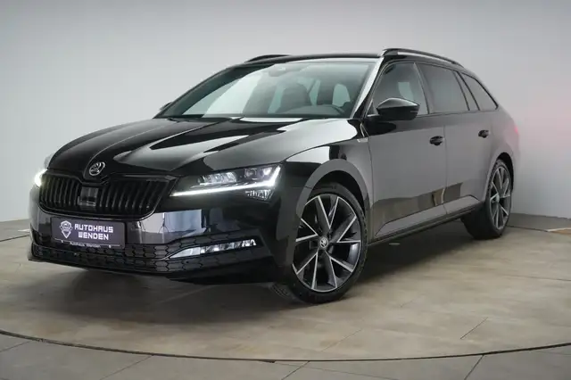 Skoda Superb view 4