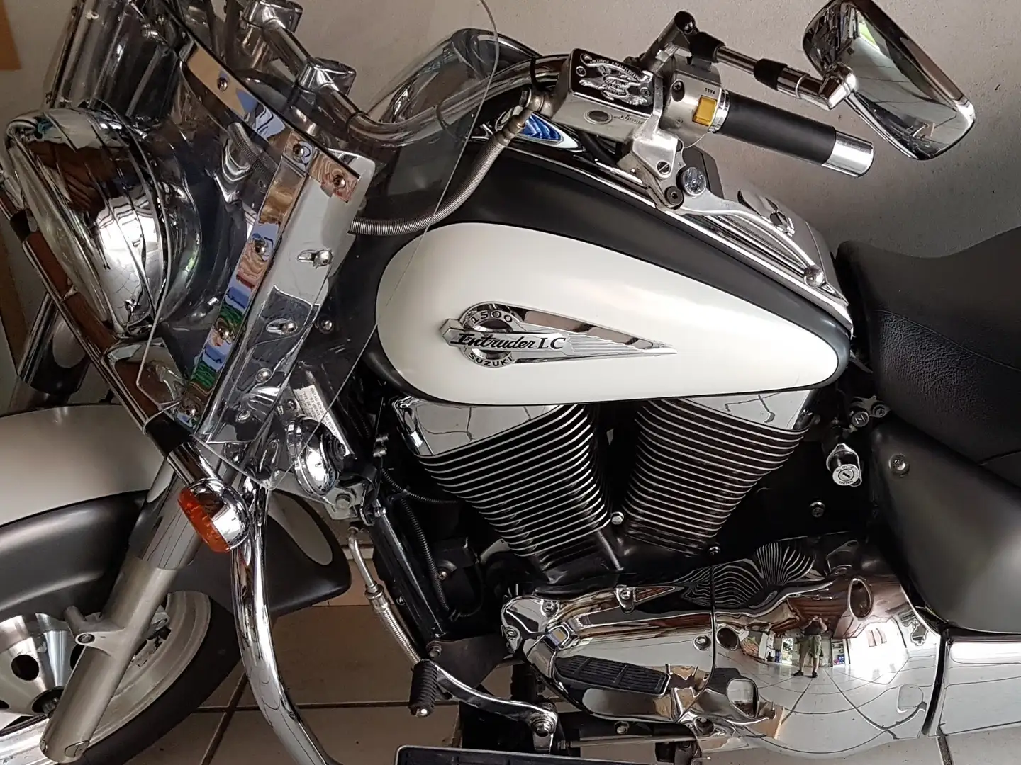 Suzuki VL 1500 Білий - 2