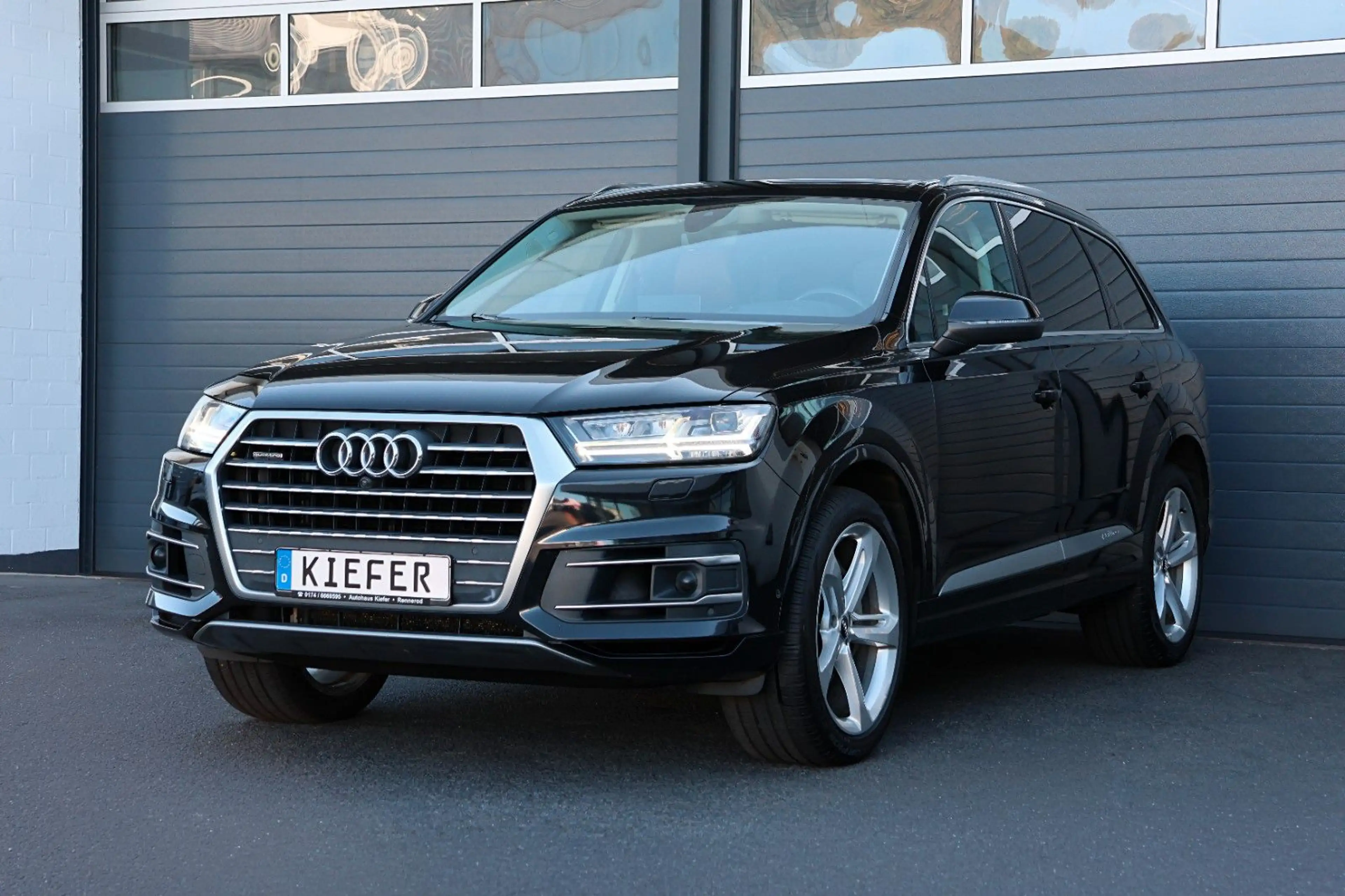 Audi Q7 3.0 Neuer Motor!/ACC/HUD/360°/BOSE/4xSHZ/R21 — photo 3