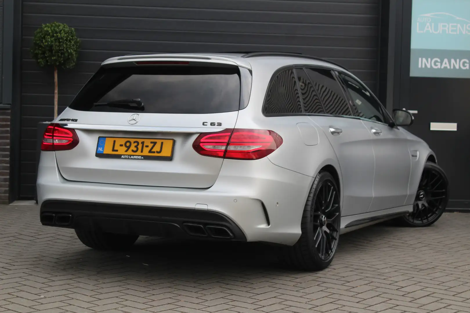 Mercedes-Benz C 63 AMG Estate | Pano | Burmester | Memory Grijs - 2