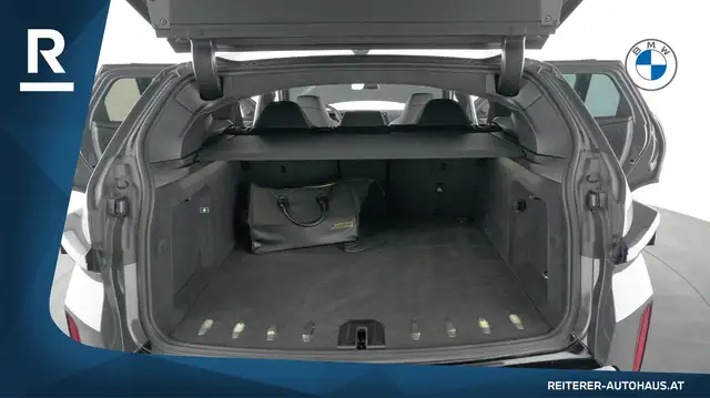 BMW XM 50e *Soft-Close *Adapt. M-Fahrwerk Pro *AHK Ansicht 31