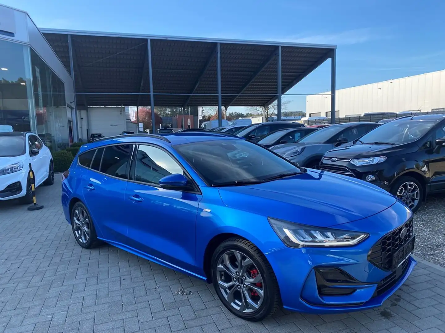 Ford Focus Clipper ST-Line 1.0i 125PK A7 Azul - 1