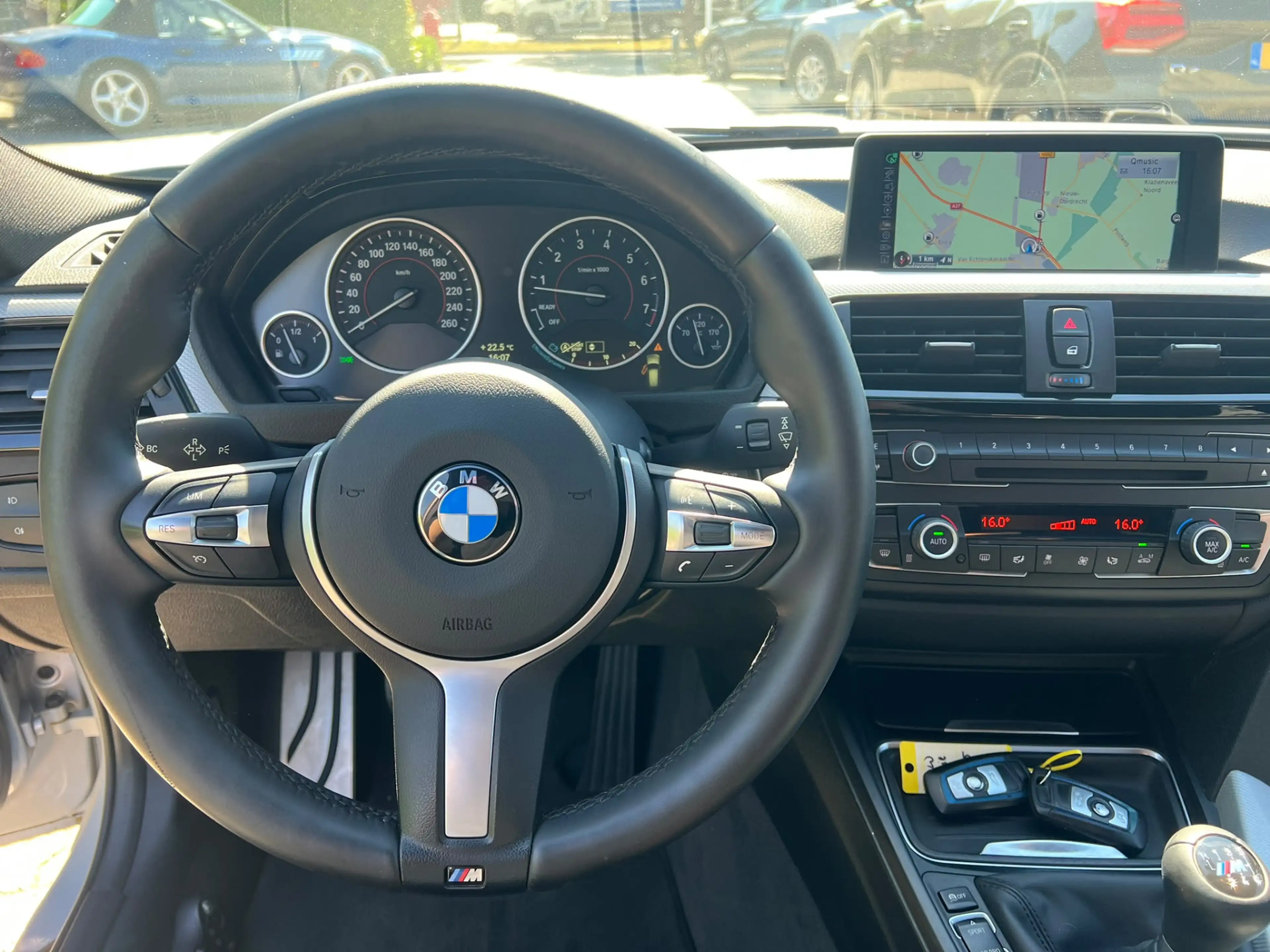 BMW 316 3-serie Touring 316i M pakket navi, trekhaak, crui — photo 16
