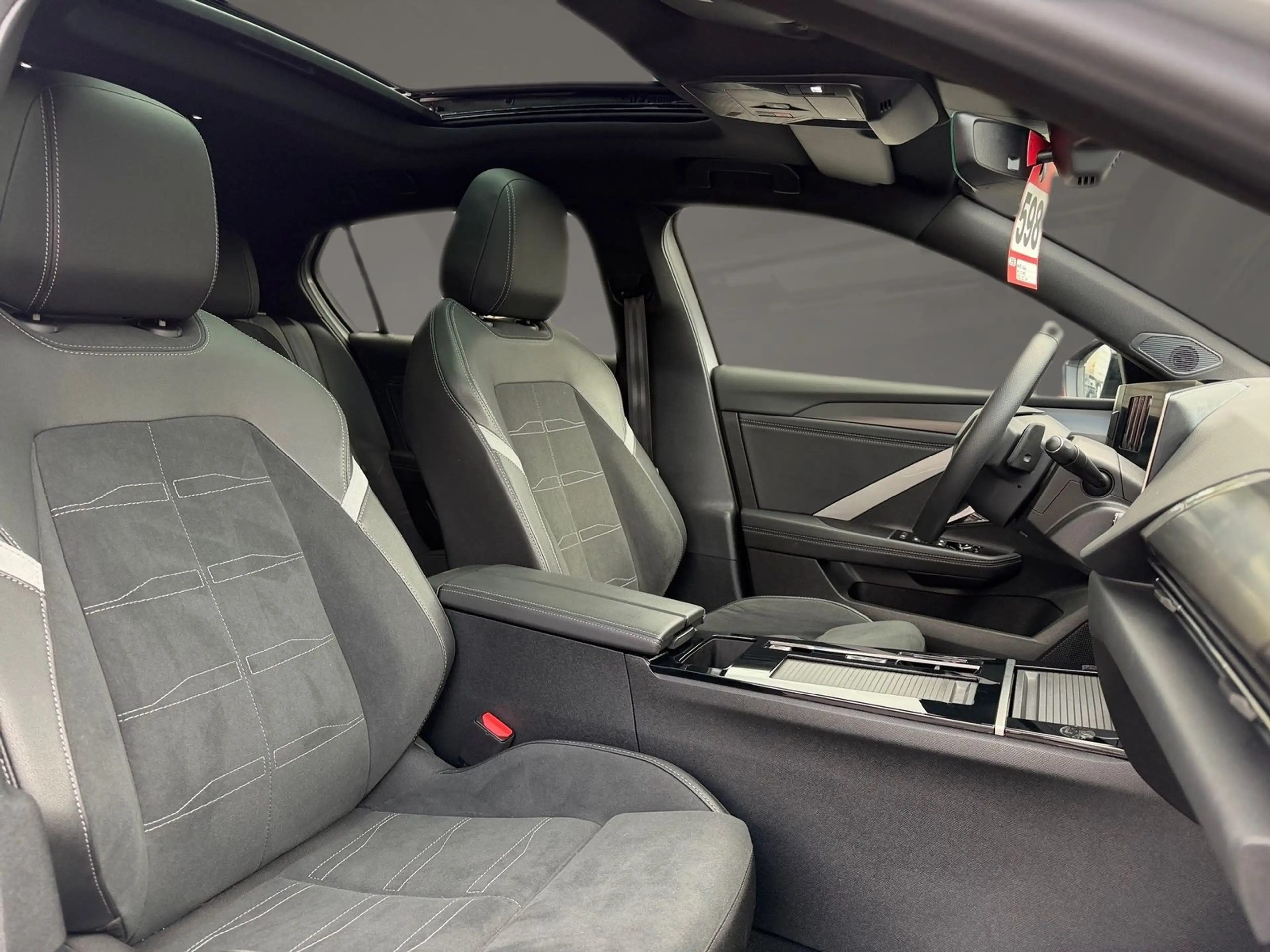 Opel Astra GS Panorama Schiebedach 360°Kamera Navi — photo 9