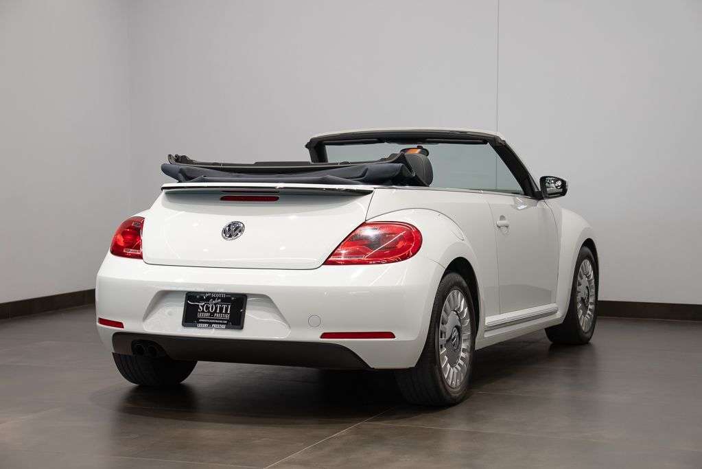 2016 Volkswagen Beetle Denim Edition — снимка 1