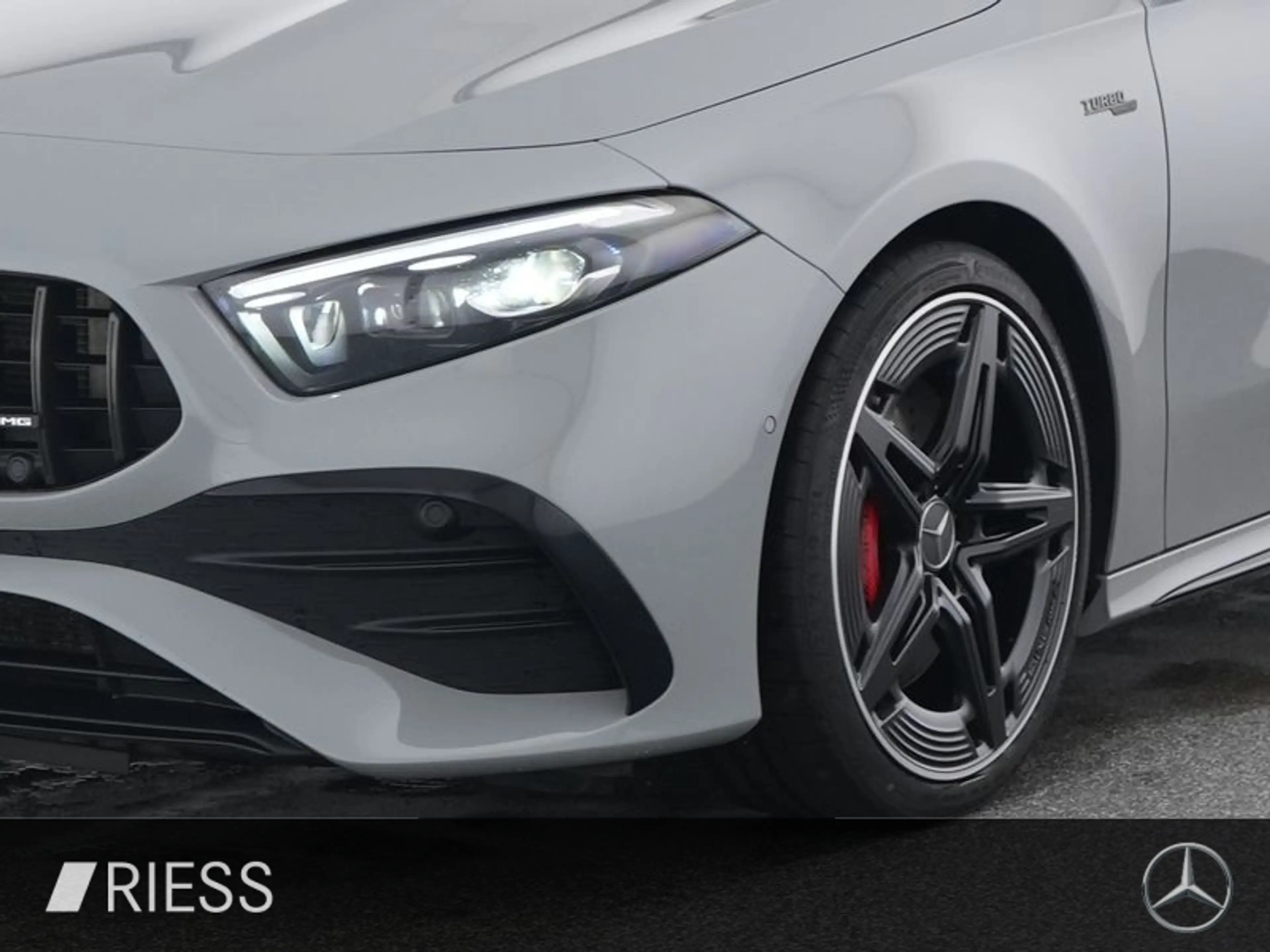 Mercedes-Benz A 35 AMG 4MATIC  Kompaktlimousine 360 ACC AUT LM — photo 4