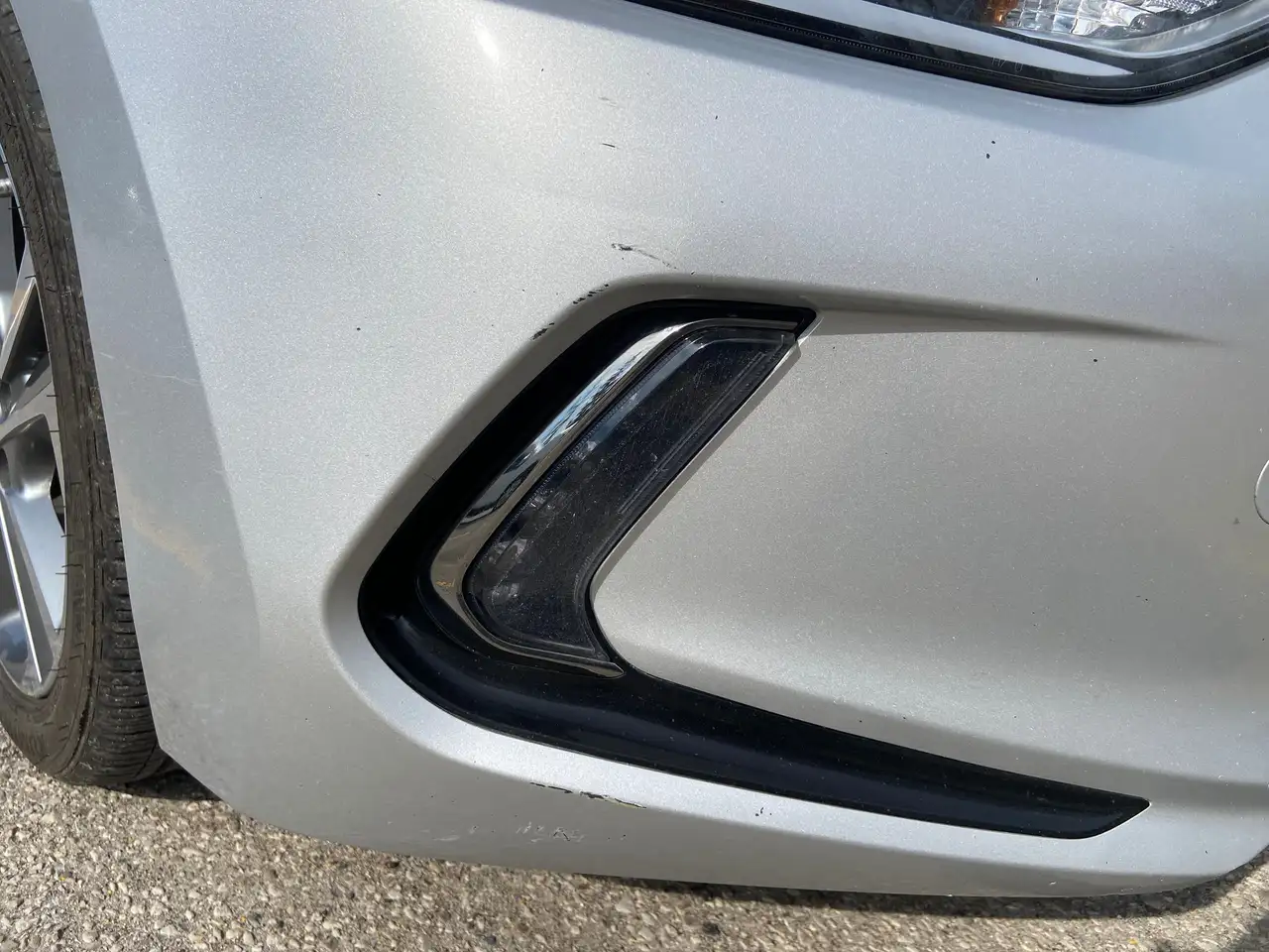 Hyundai ELANTRA снимка Hyundai ELANTRA