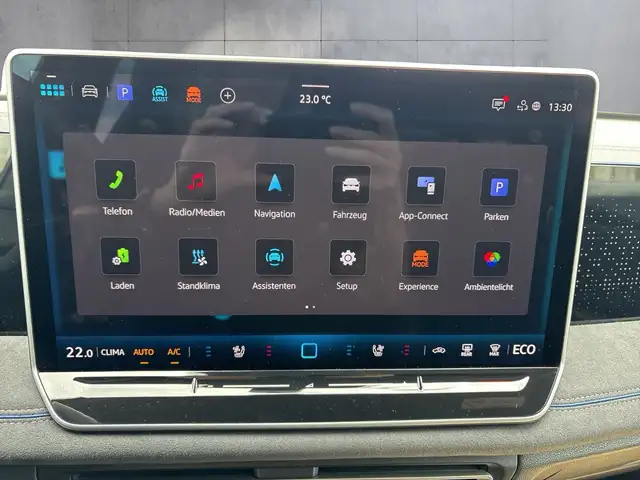 Volkswagen Tiguan view 15