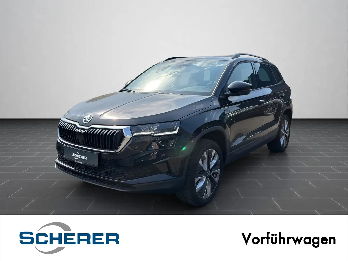 Skoda Karoq Tour 2,0 TDI 110 kW 7-Gang-DSG Schwarz - 1