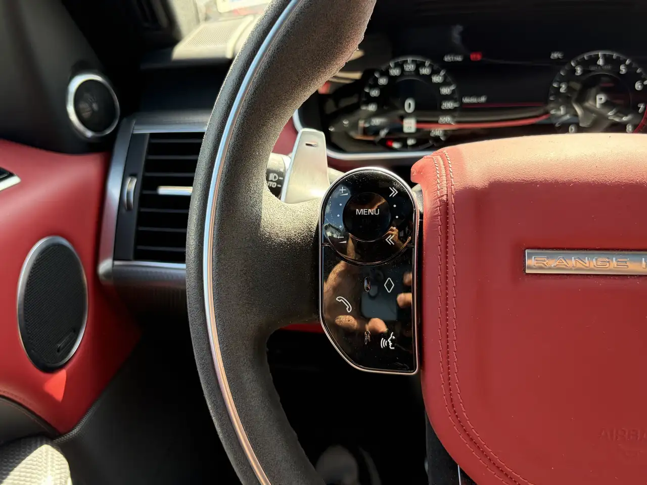 Land Rover Range Rover Sport снимка Land Rover Range Rover Sport